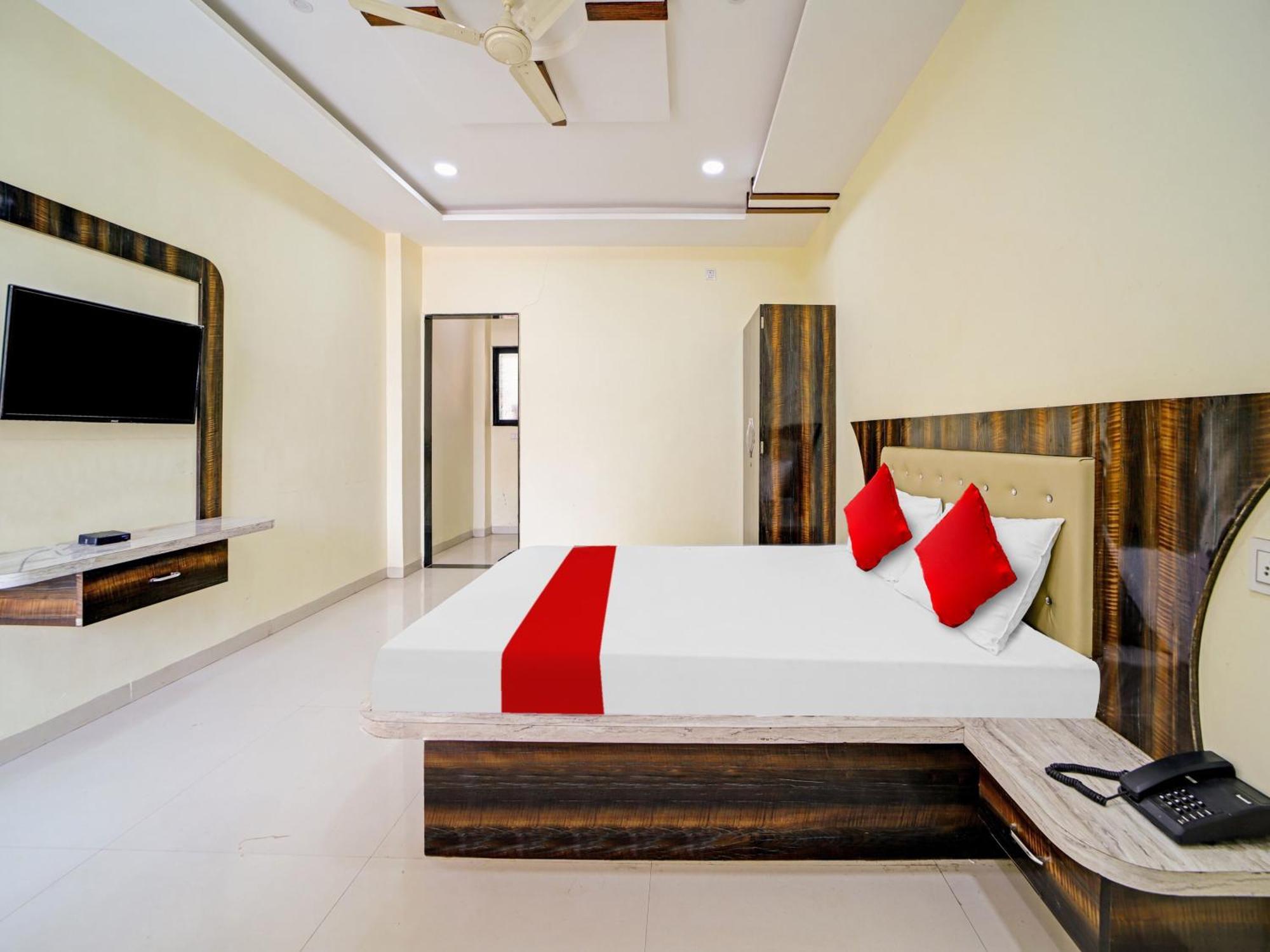 Hotel O Jvs Park Inn Ellora 外观 照片