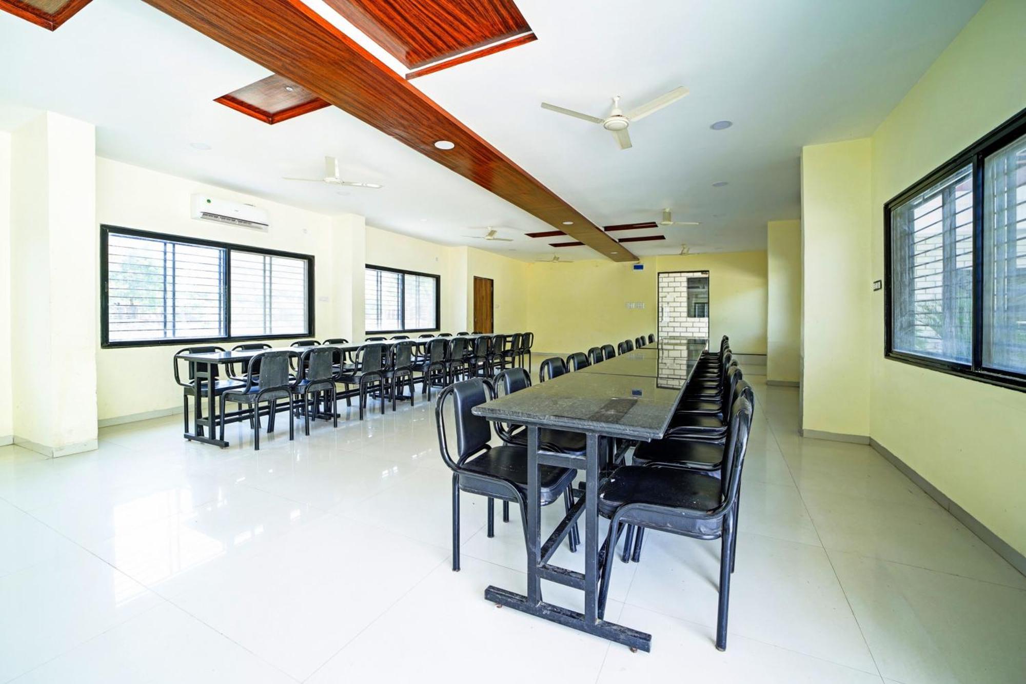 Hotel O Jvs Park Inn Ellora 外观 照片